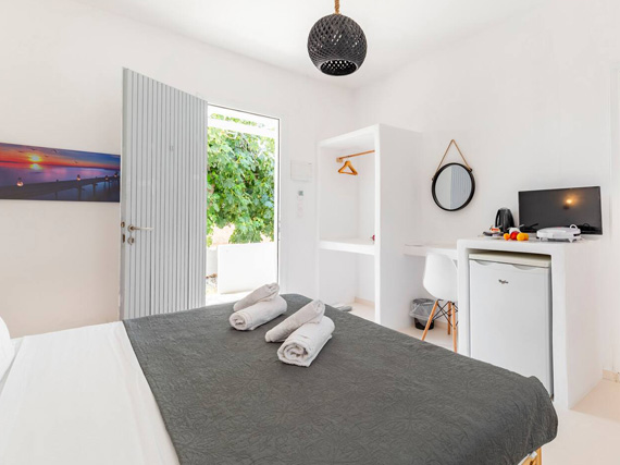 beachwalk naxos rental rooms