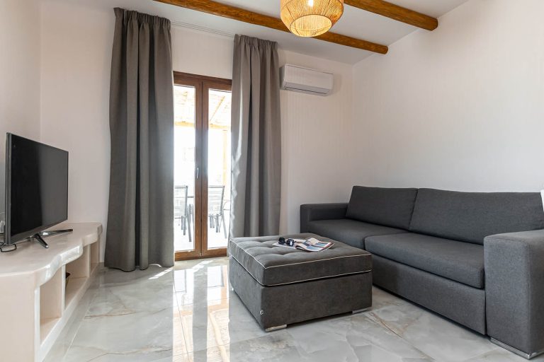 Naxos Beach Walk Plaka_0102