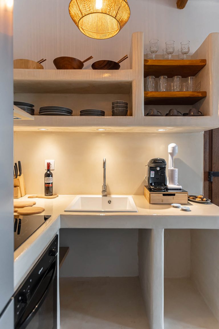 Naxos Beach Walk Plaka_0111