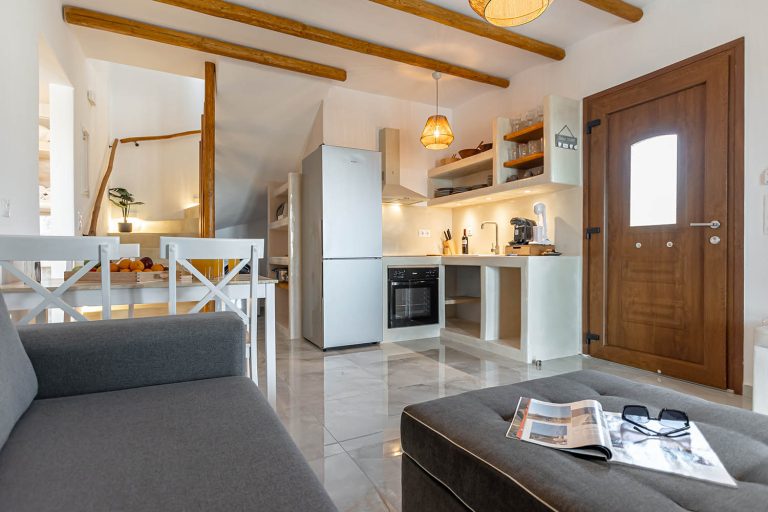 Naxos Beach Walk Plaka_0115